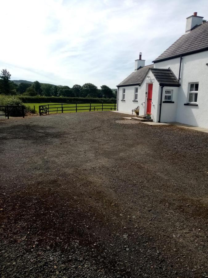 Granny Annie'S Cottage Ballyvoy Exterior photo